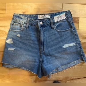 Hollister Ultra High Relaxed Mom Shorts